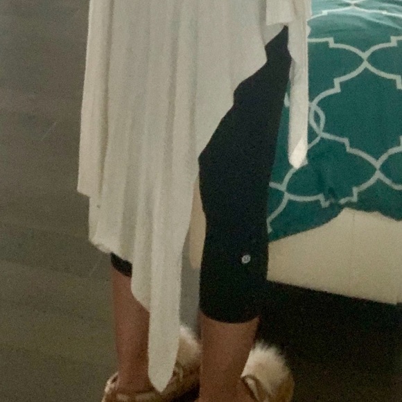 Exclusive Lululemon Sweater/Cover-Up: Size 2 - Picture 8 of 8